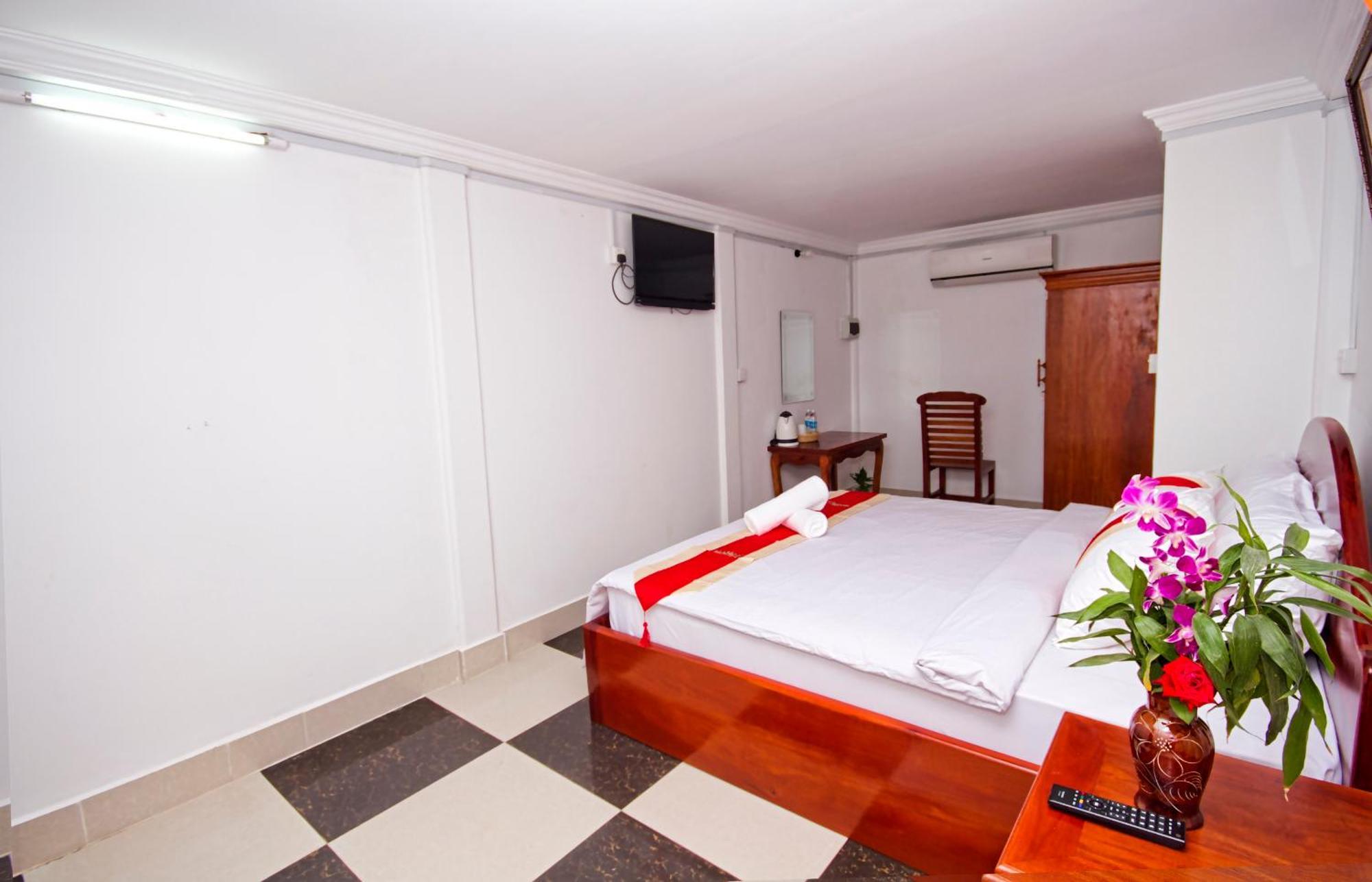 The Unique Angkor Villa Сием Реап Стая снимка